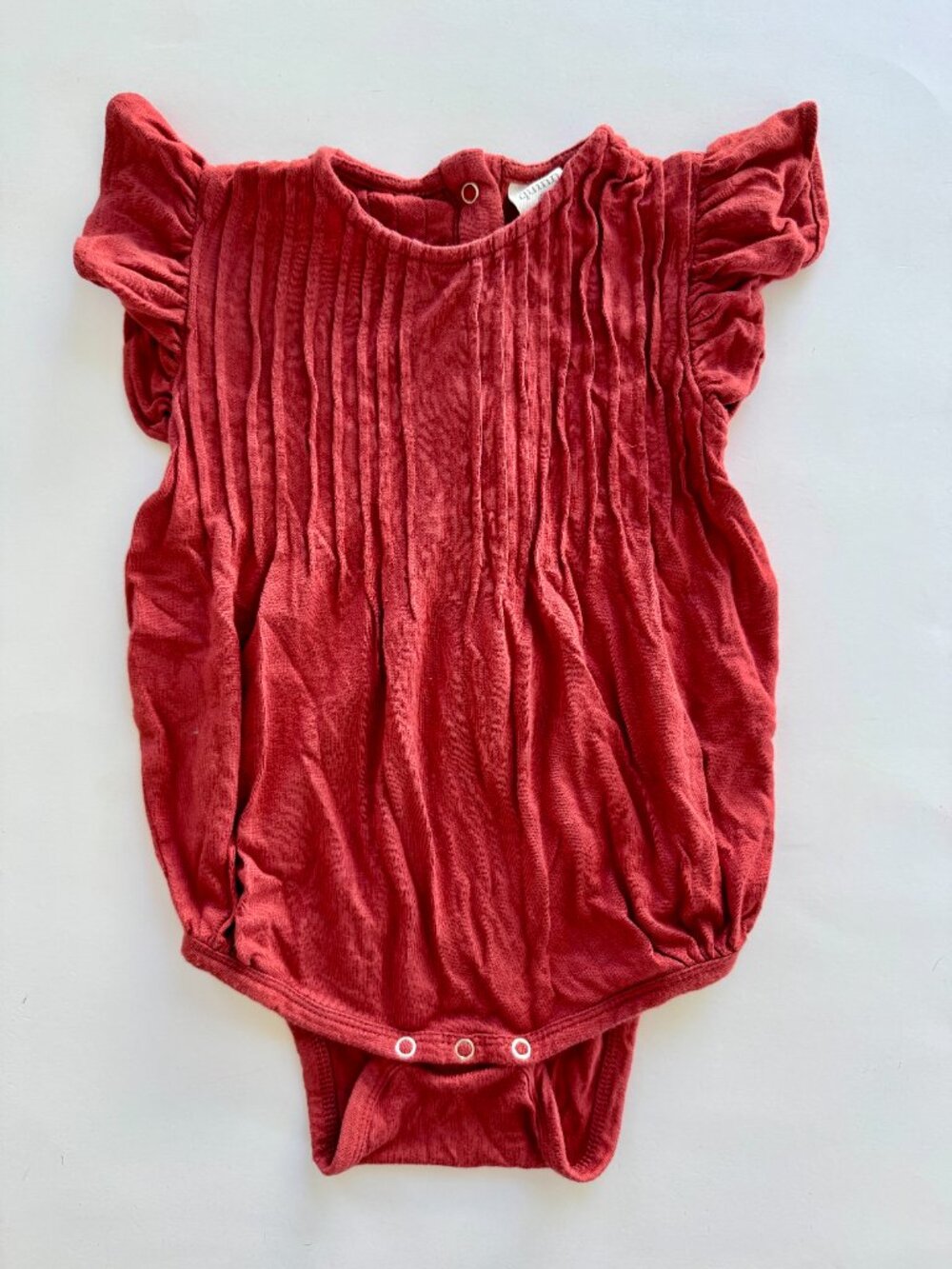 Kate Quinn Bamboo Pintuck Flutter Sleeve Bubble Romper 6-12M